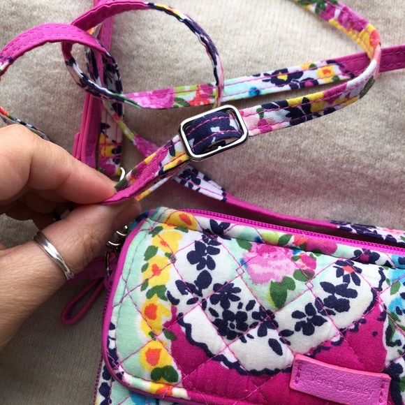 🌺Vera Bradley Crossbody Bag 🌺 - Picture 15 of 15